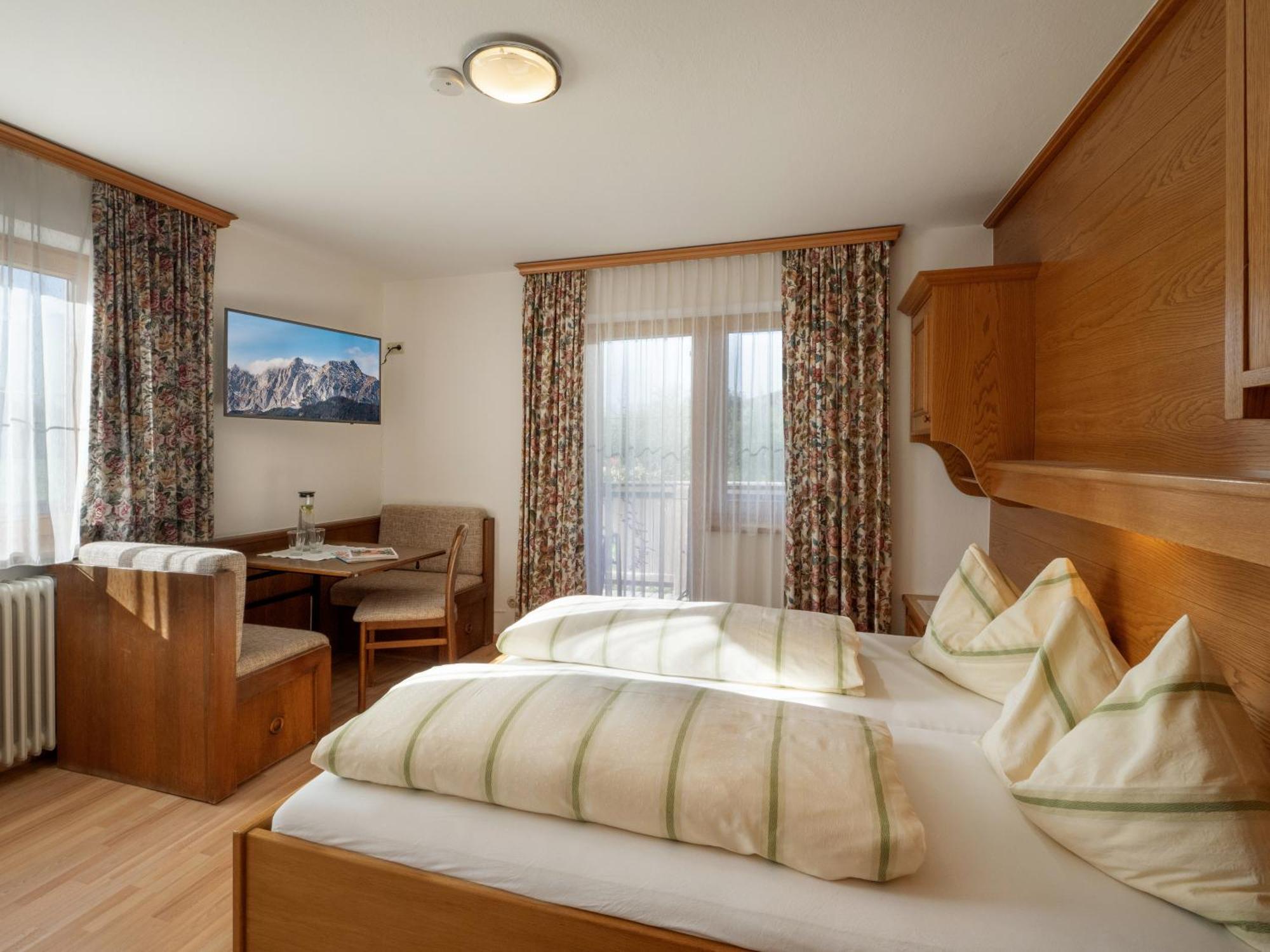 Apartment-Pension Schmiedererhof St. Johann in Tirol Extérieur photo